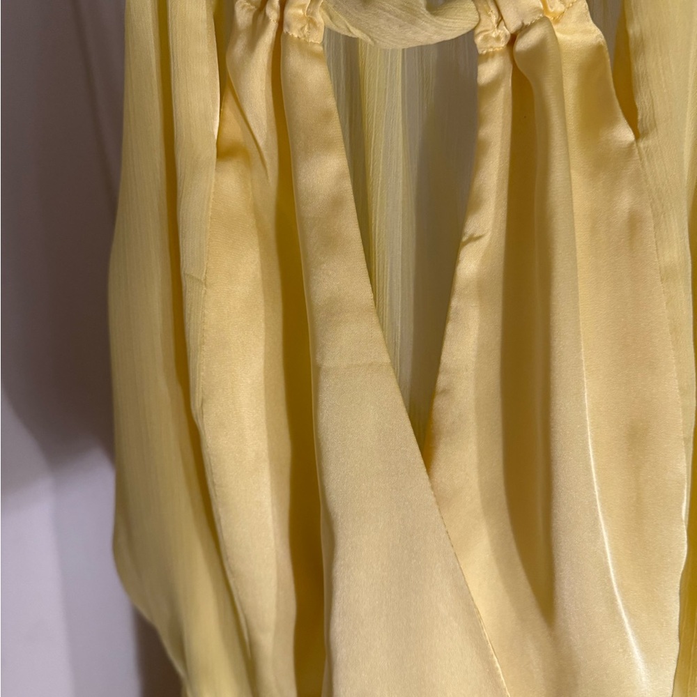 Yellow Sleeveless Ruffle Top - Picture 3 of 4
